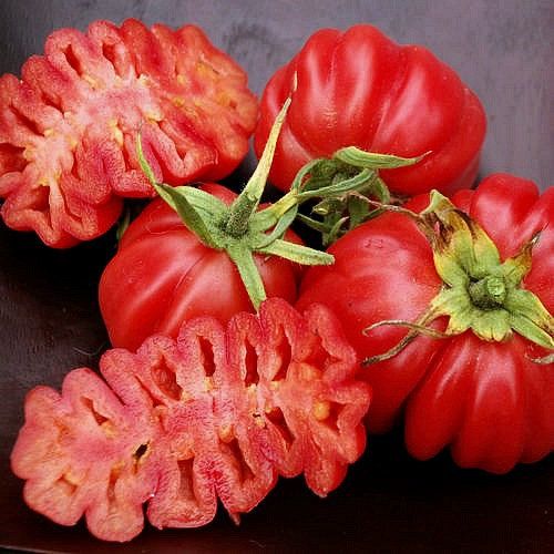Red Ruffled Tomato Seeds